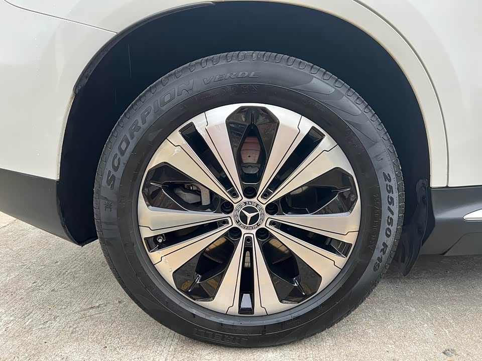 Mercedes-Benz EQC Mercedes-Benz EQC