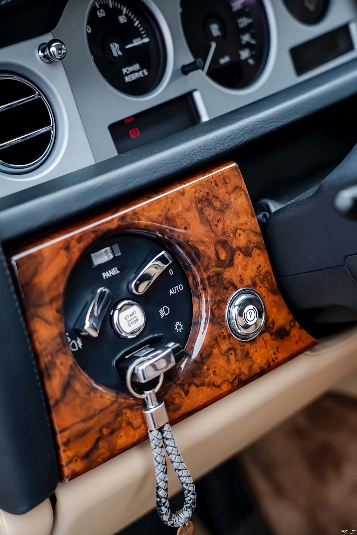 Rolls-Royce Phantom, 2011 16