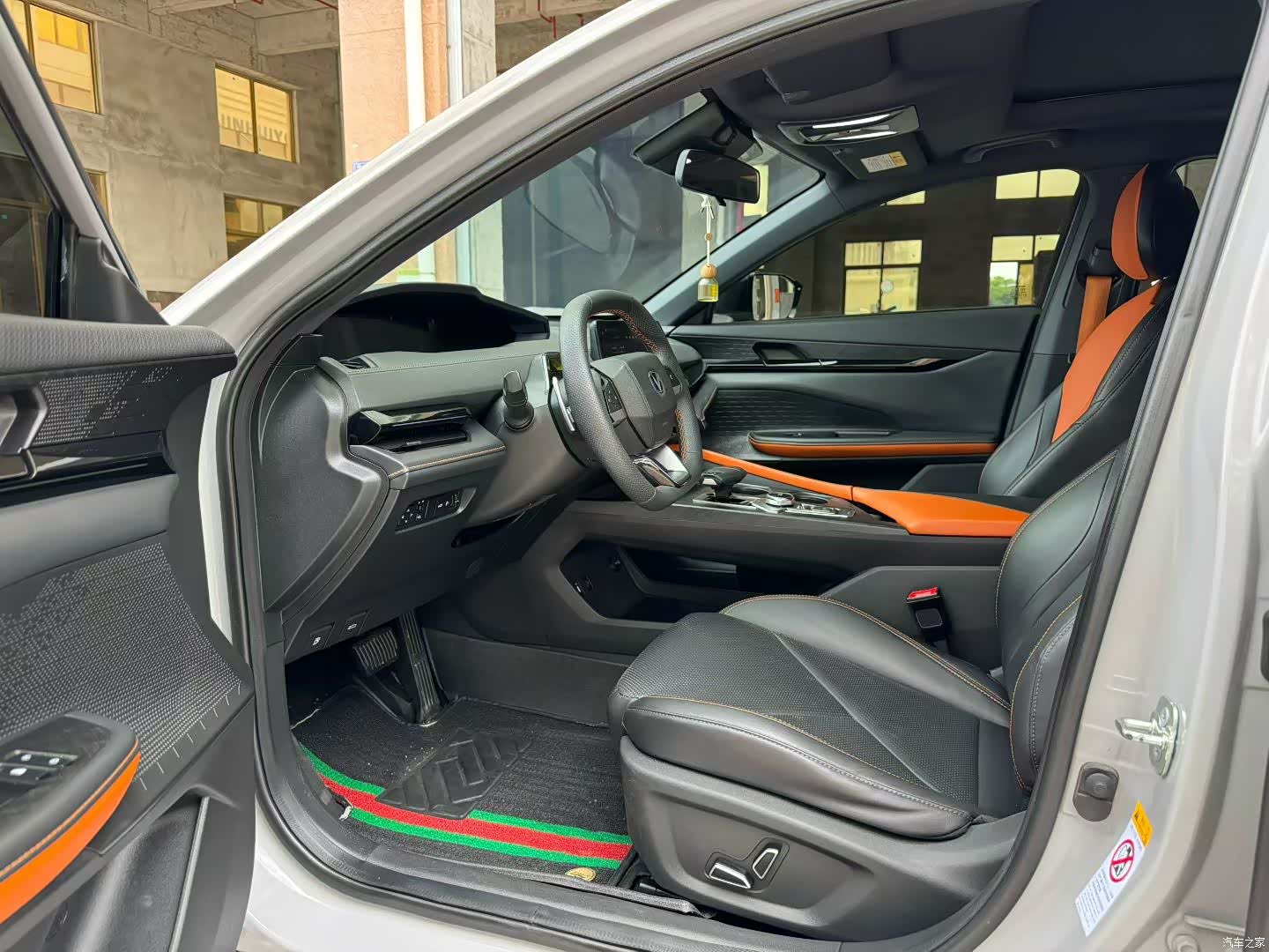 Changan UNI-V, 2022 4
