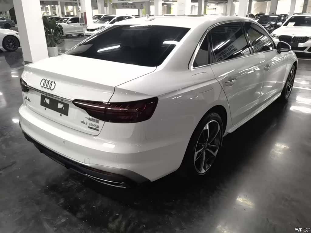 Audi A4L, 2021 7