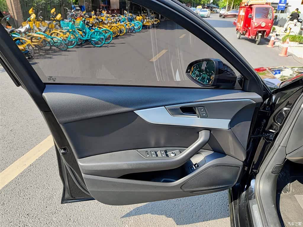 Audi A4L, 2022 6