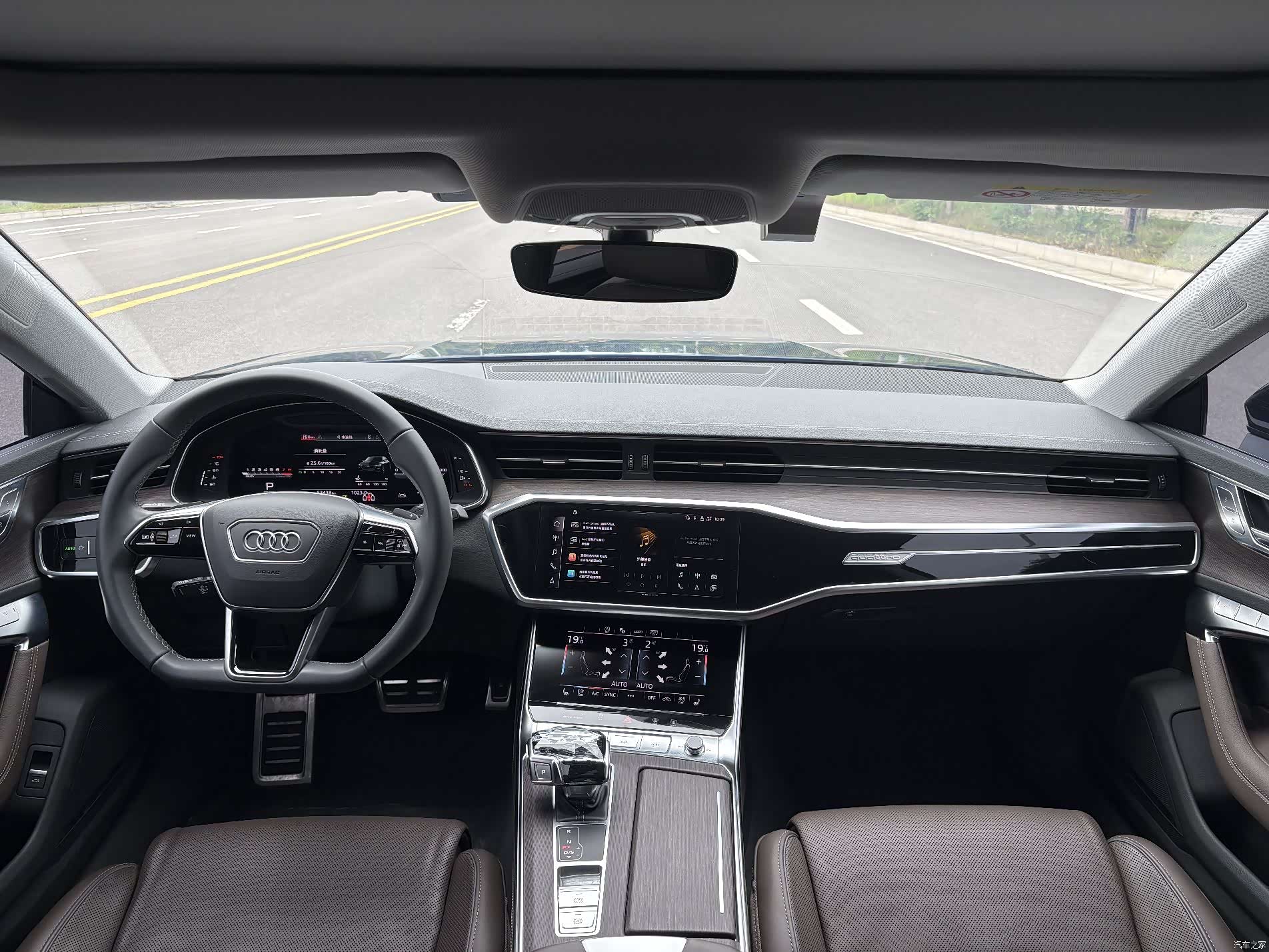Audi A7L, 2023 10