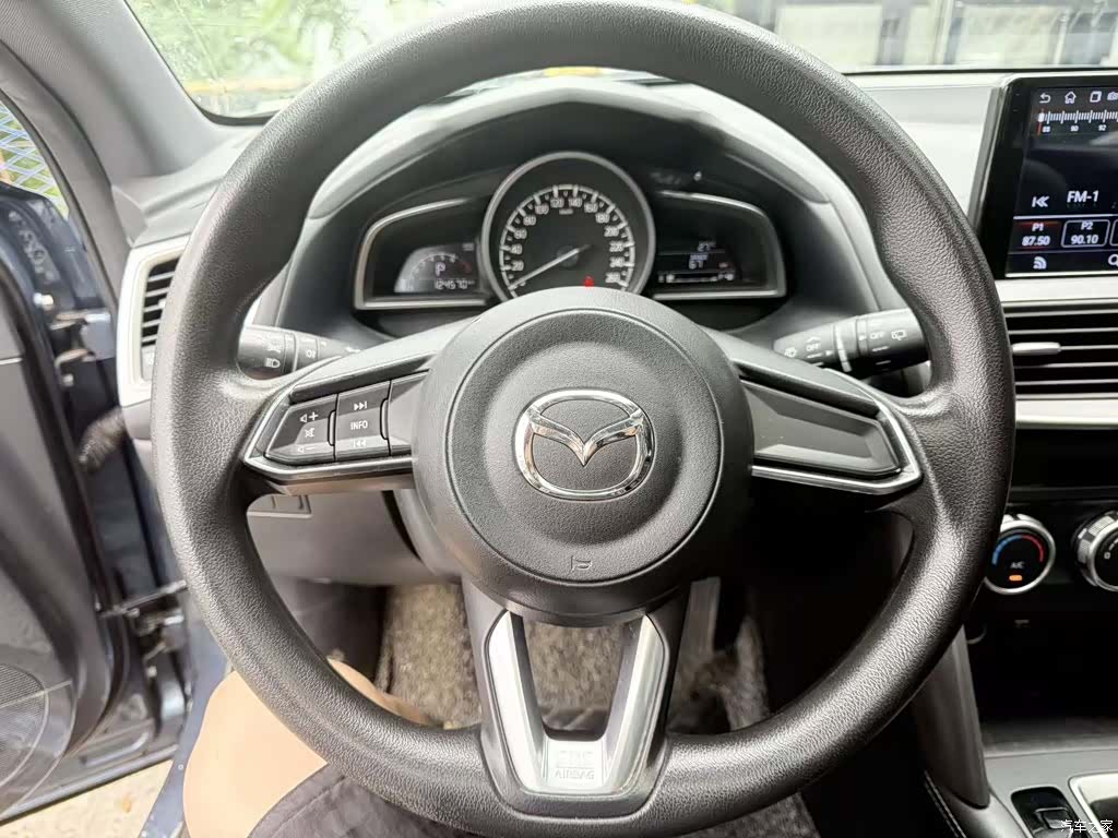 Mazda CX-4, 2017 7