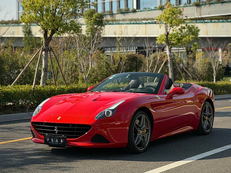 Ferrari California T