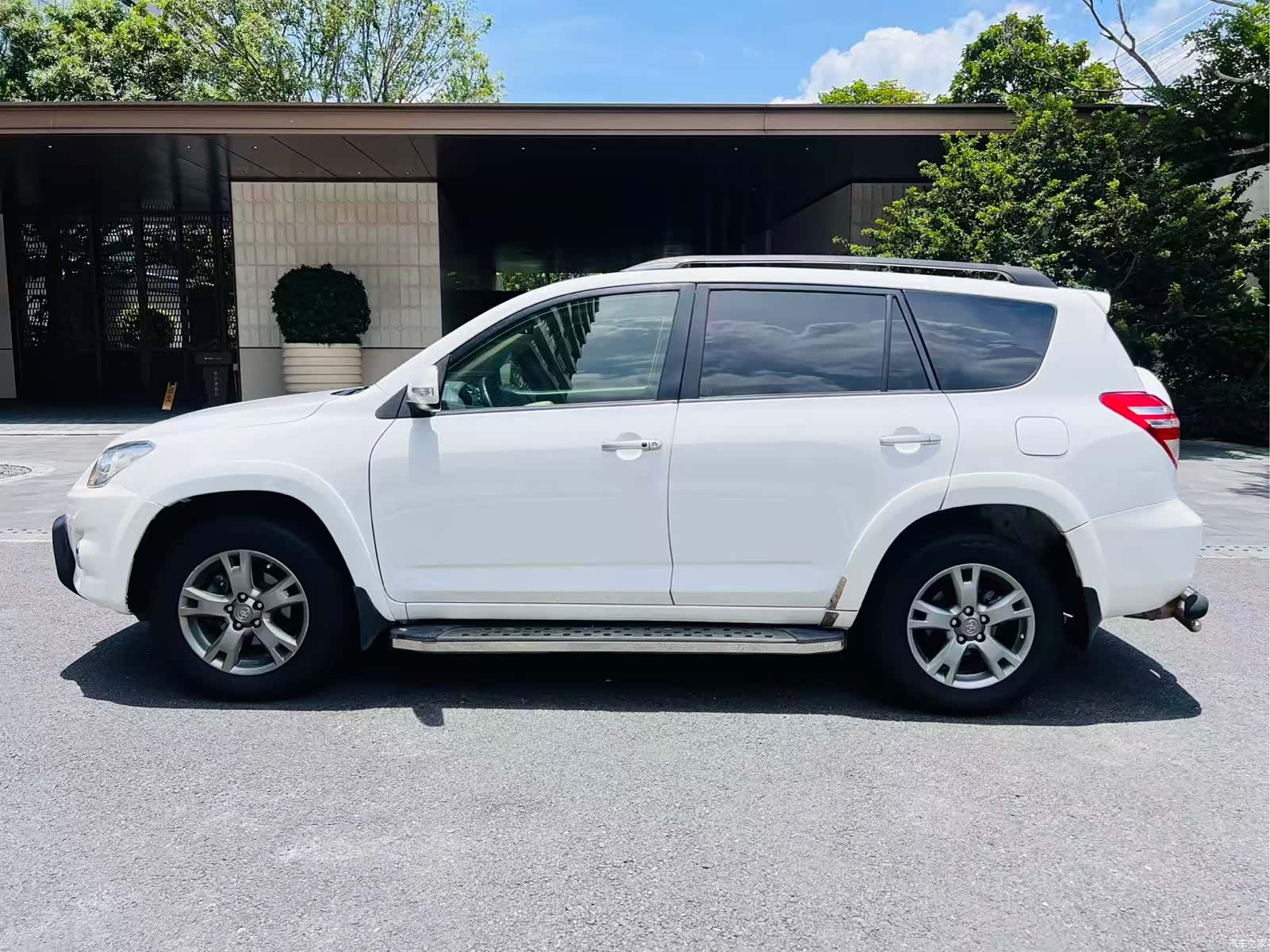 Toyota RAV4, 2013 12
