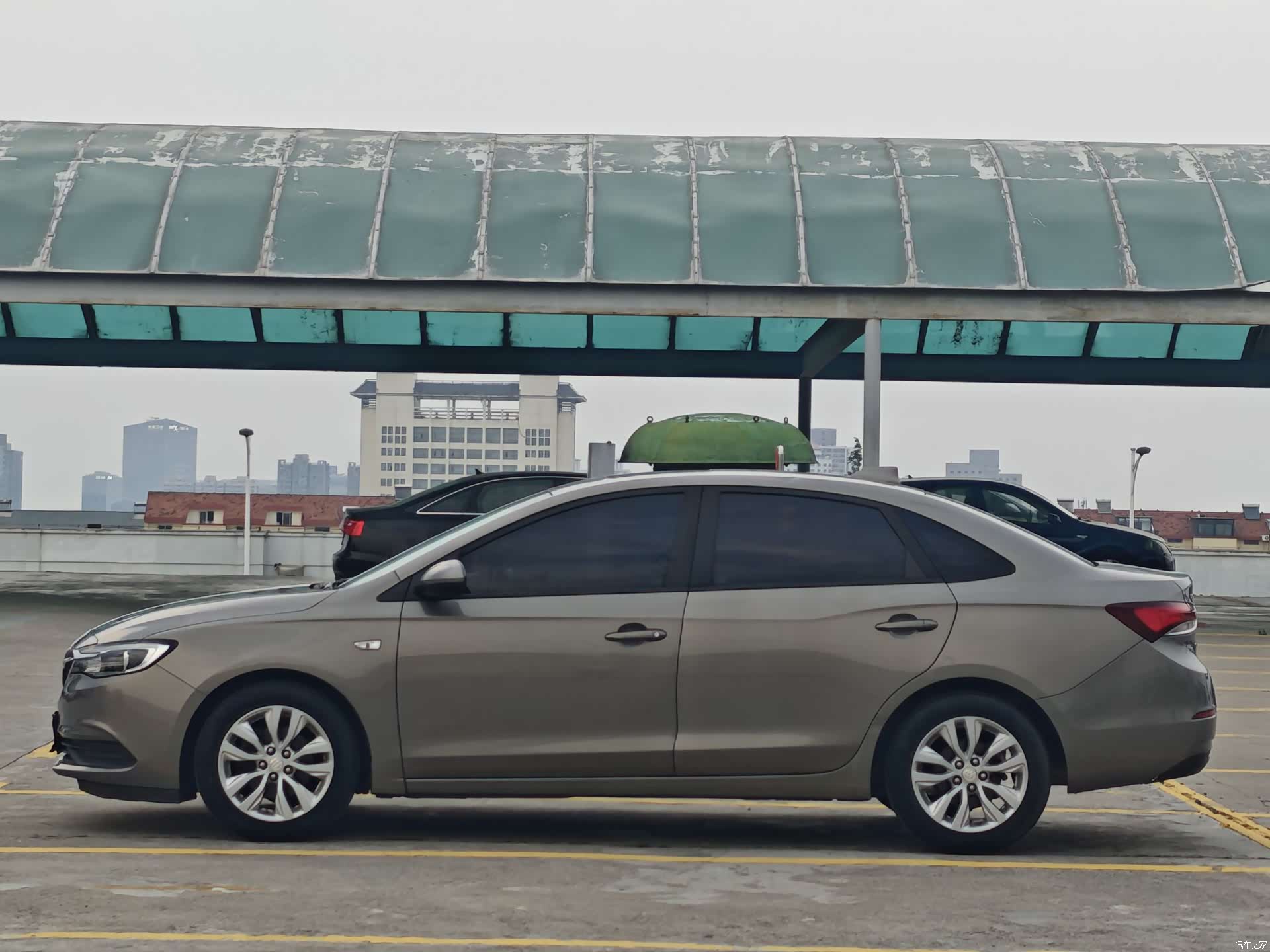 Buick V, 2018 7