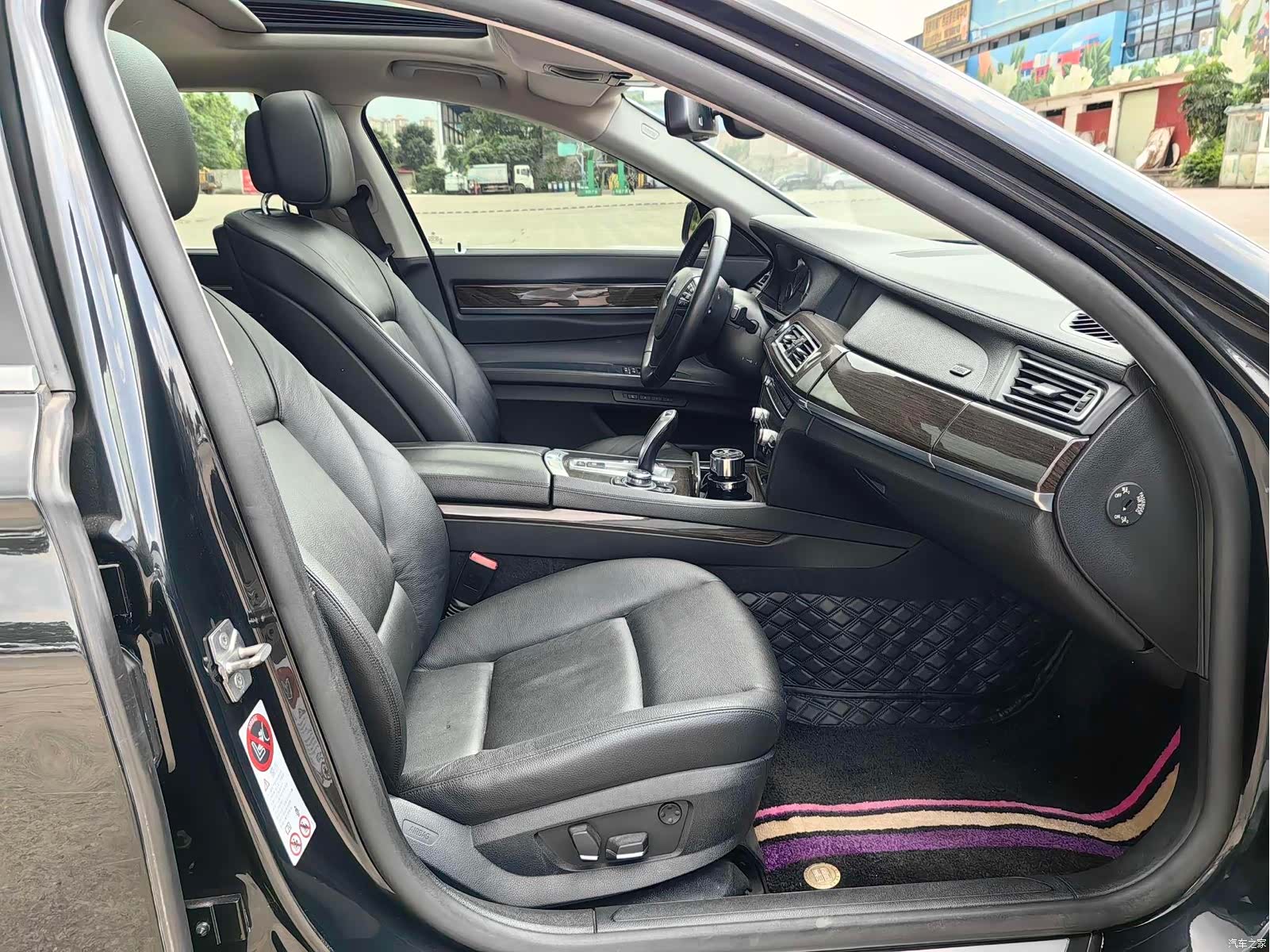 BMW 7 Series, 2012 9