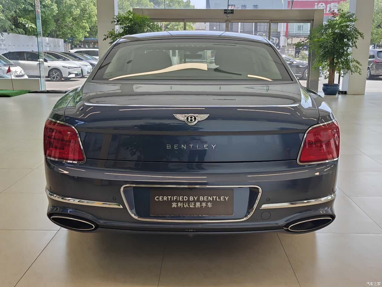 Bentley Flying Spur, 2022 7