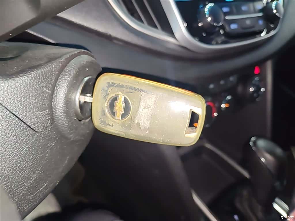 Chevrolet 320, 2019 9
