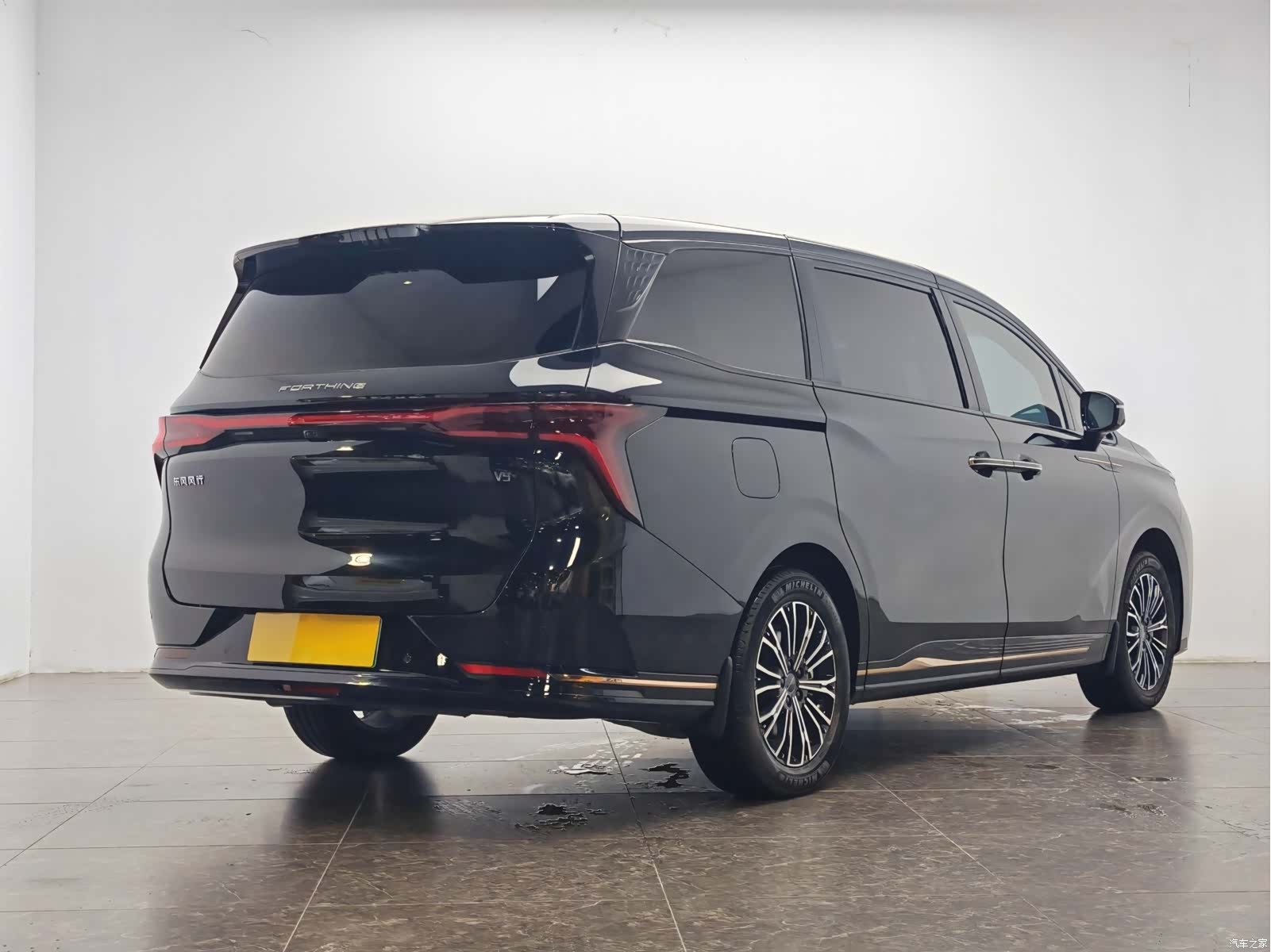 DongFeng V9, 2024 3
