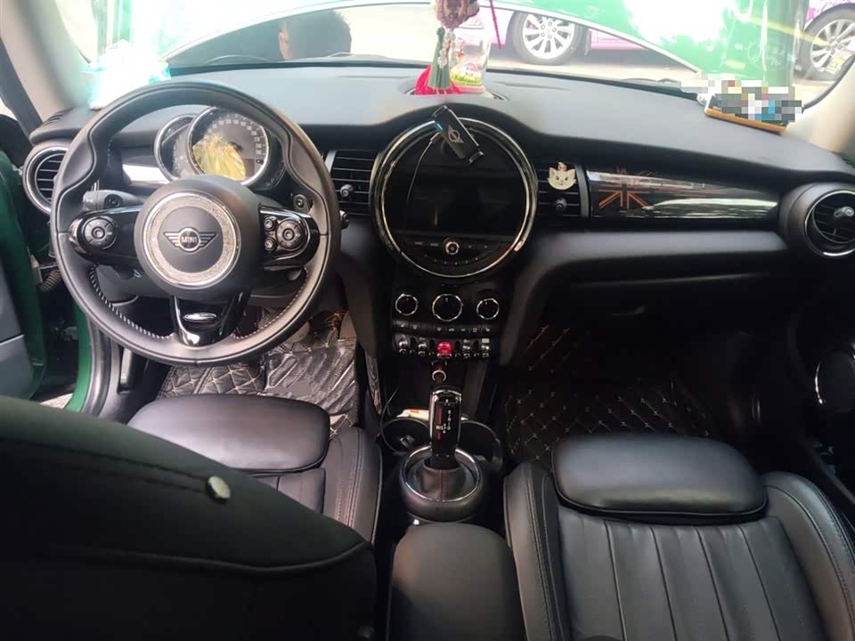 MINI MINI