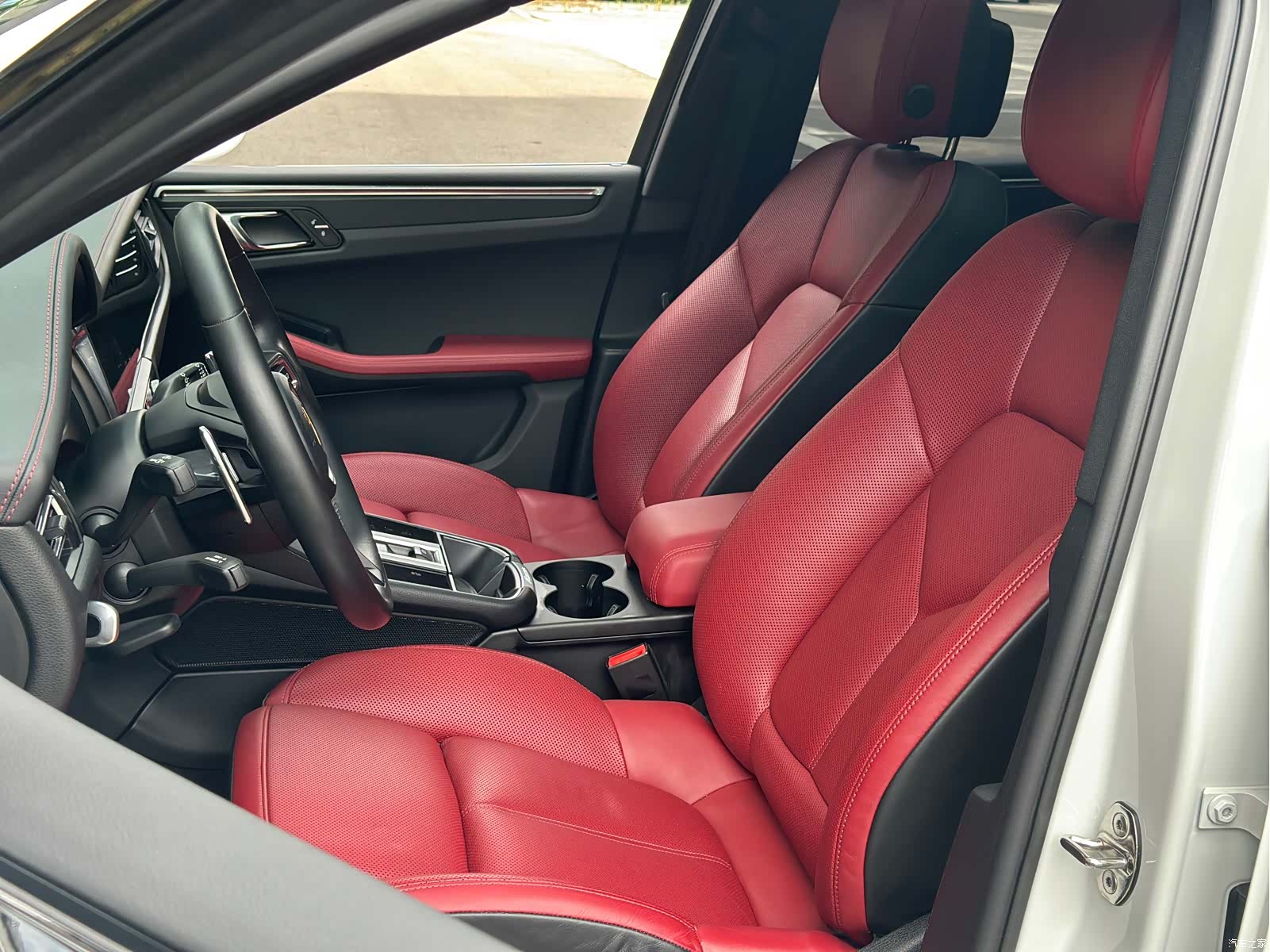Porsche Macan, 2023 14