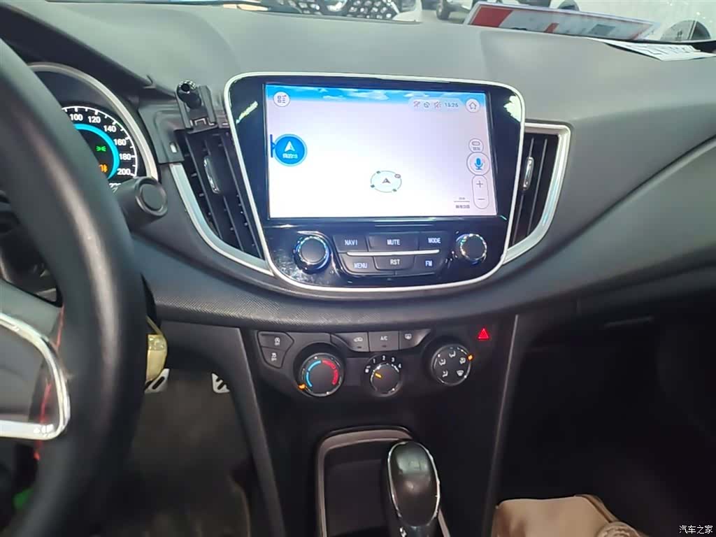 Chevrolet 320, 2019 13