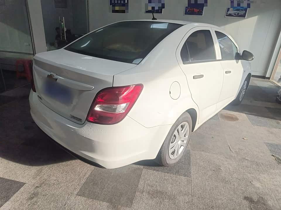 Chevrolet Aiweiou Chevrolet Aiweiou
