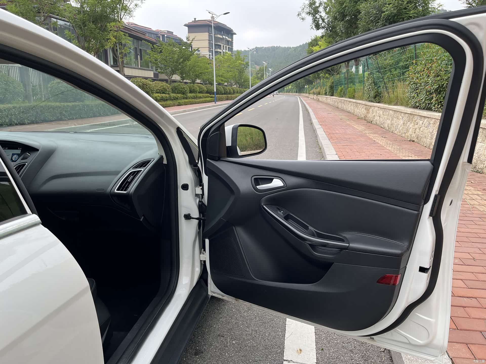 Ford Focus, 2016 24