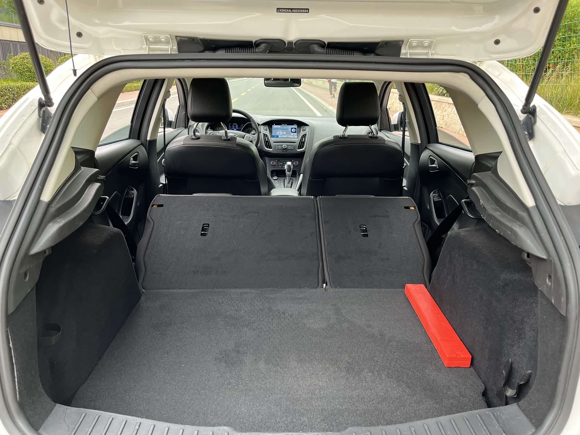 Ford Focus, 2016 32