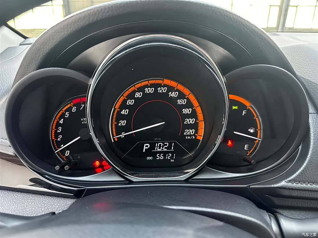 Toyota YARiS L, 2022 13