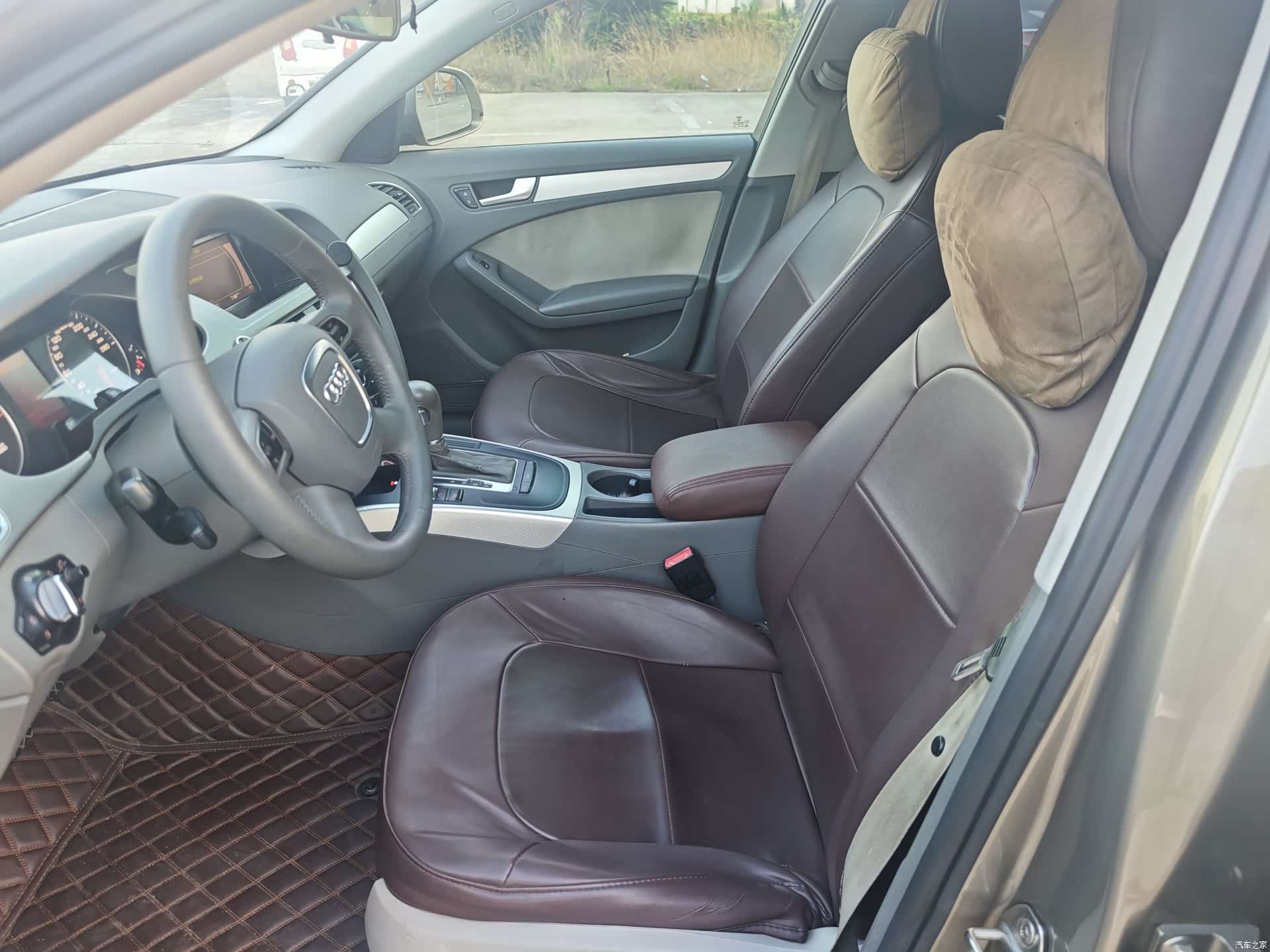 Audi A4L, 2012 11