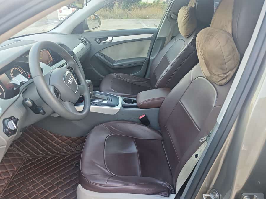 Audi A4L 2012, фото 11