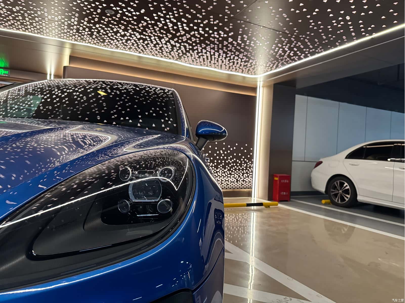Porsche Macan, 2019 все фото