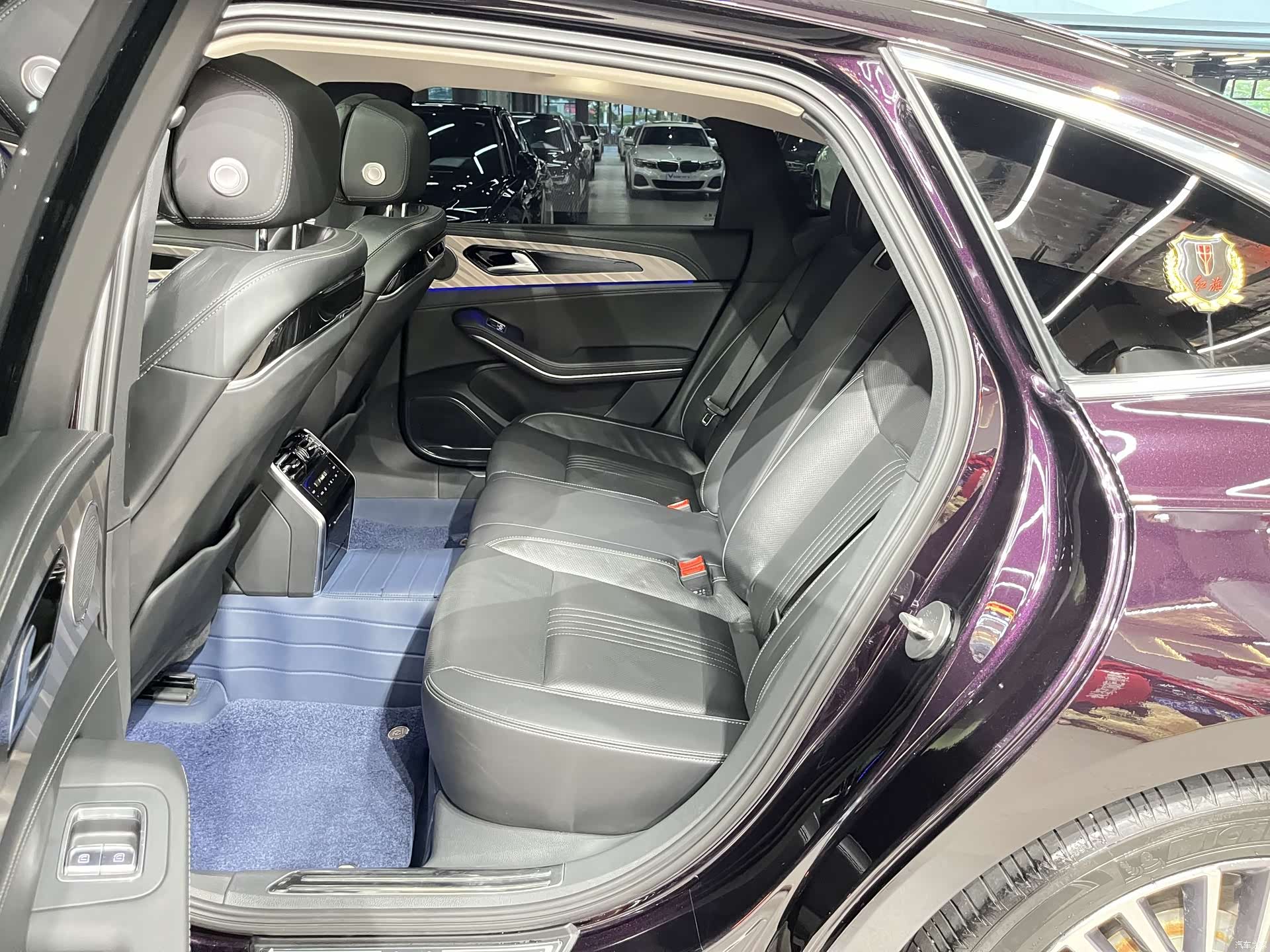 Hongqi H9, 2022 6