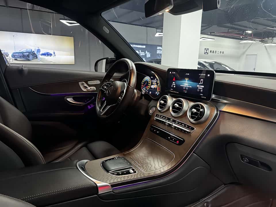 Mercedes-Benz GLC Mercedes-Benz GLC