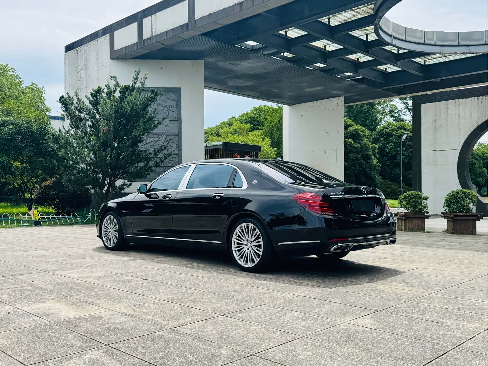 Maybach S-Class, 2015 9