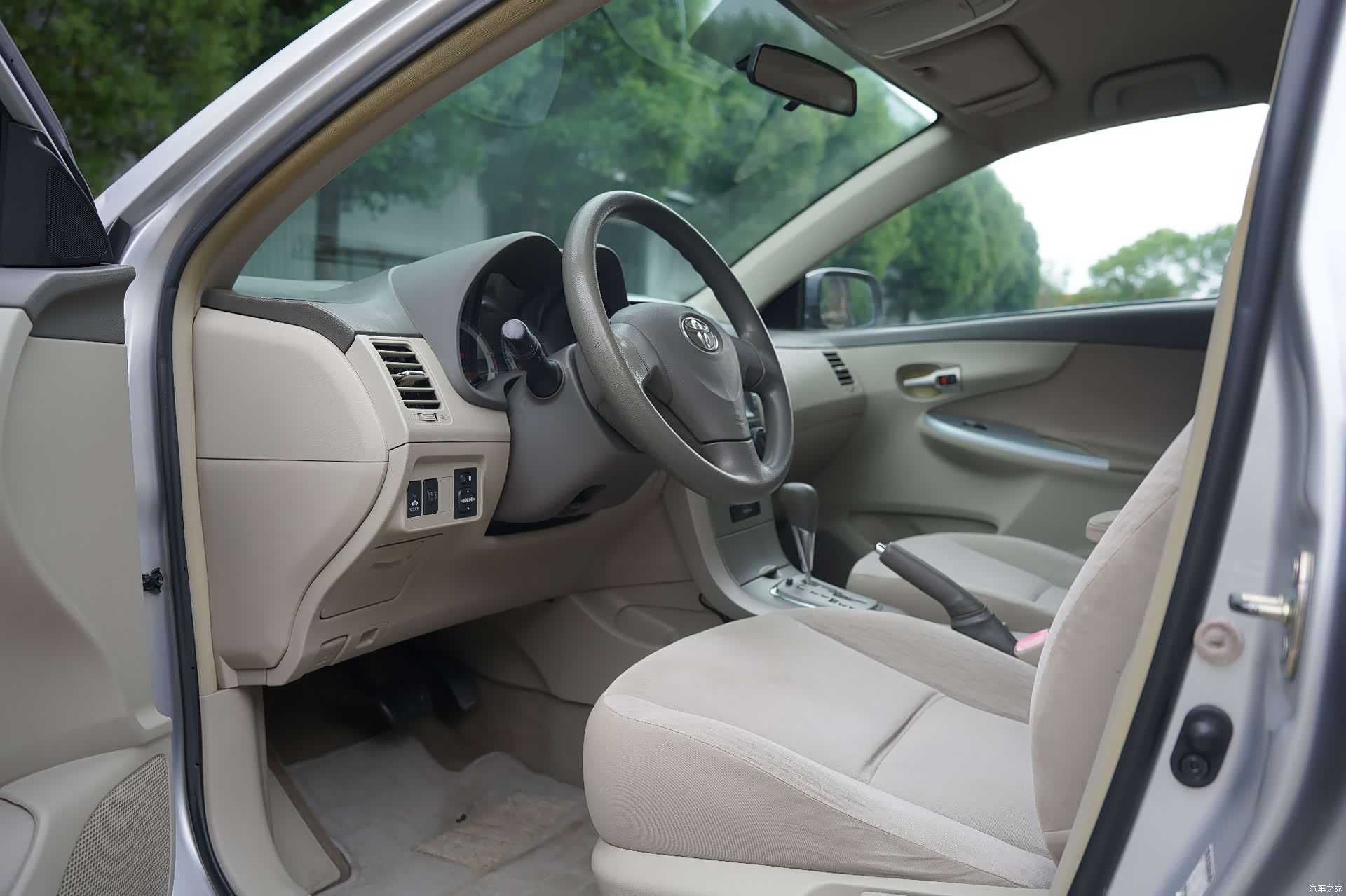 Toyota Corolla, 2009 8