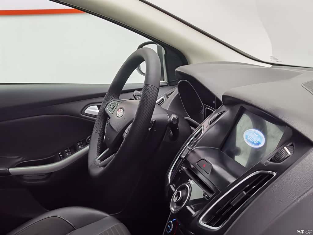 Ford Focus, 2016 22