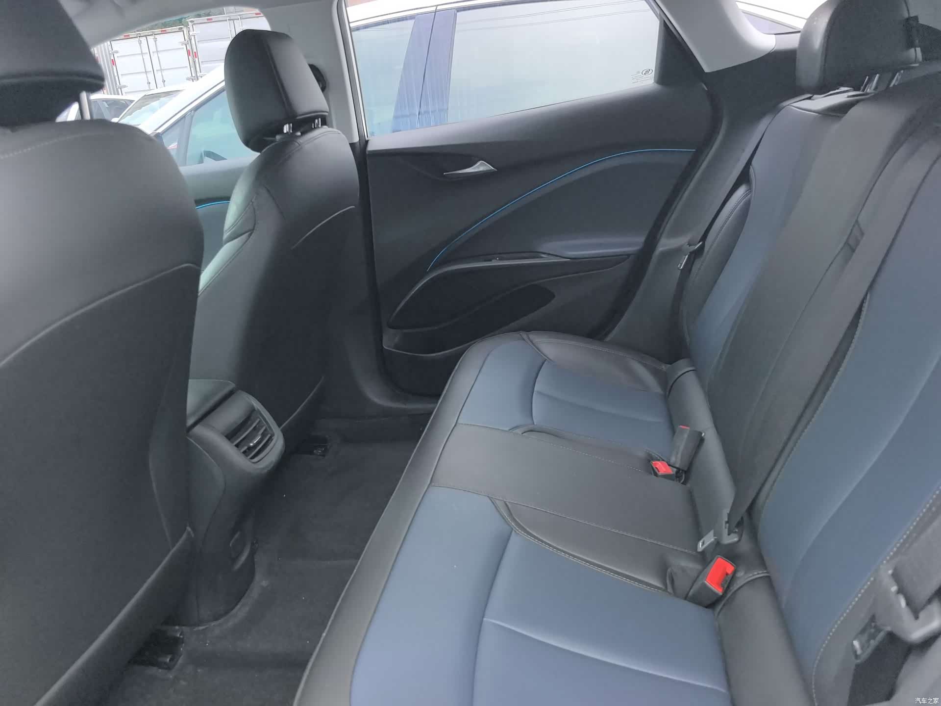 Buick Velite, 2022 12