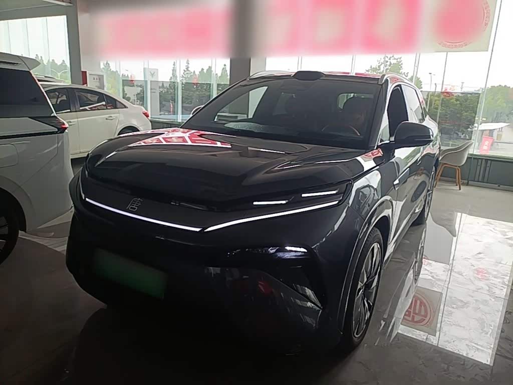 BYD Tang L