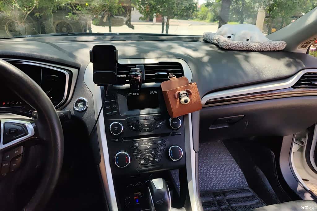 Ford Mondeo, 2015 13