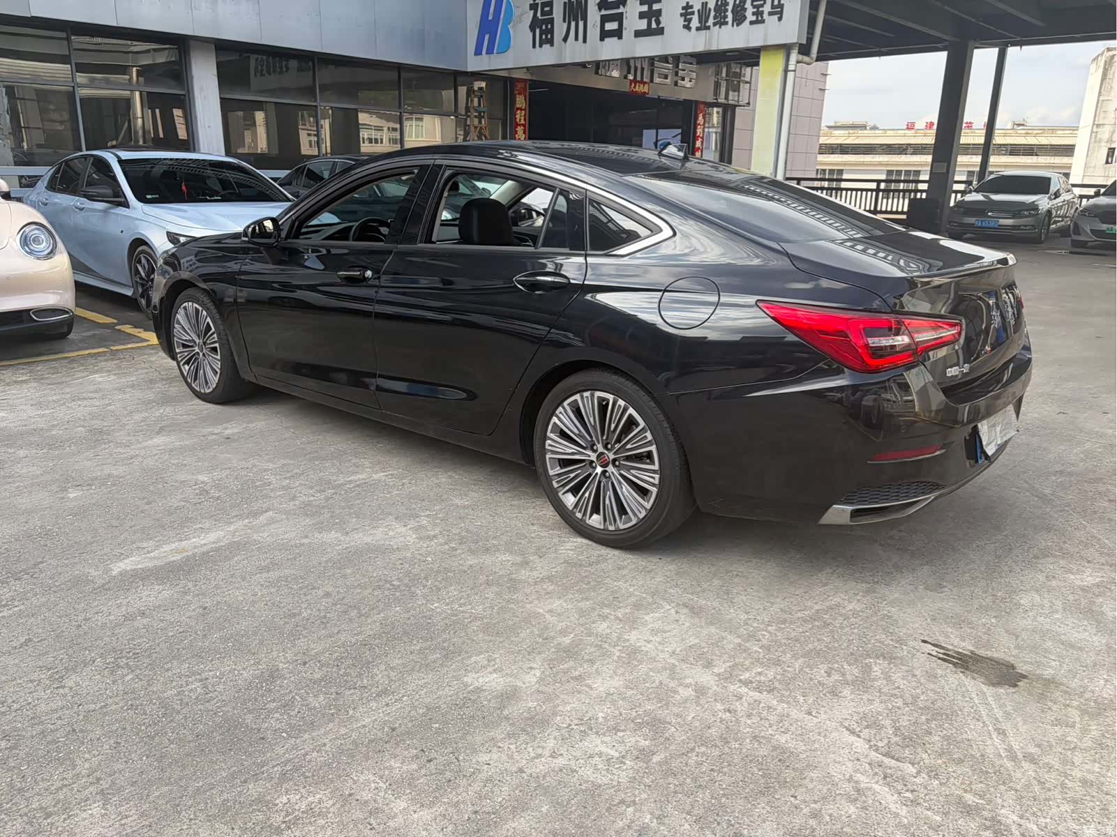 Hongqi H5, 2021 6