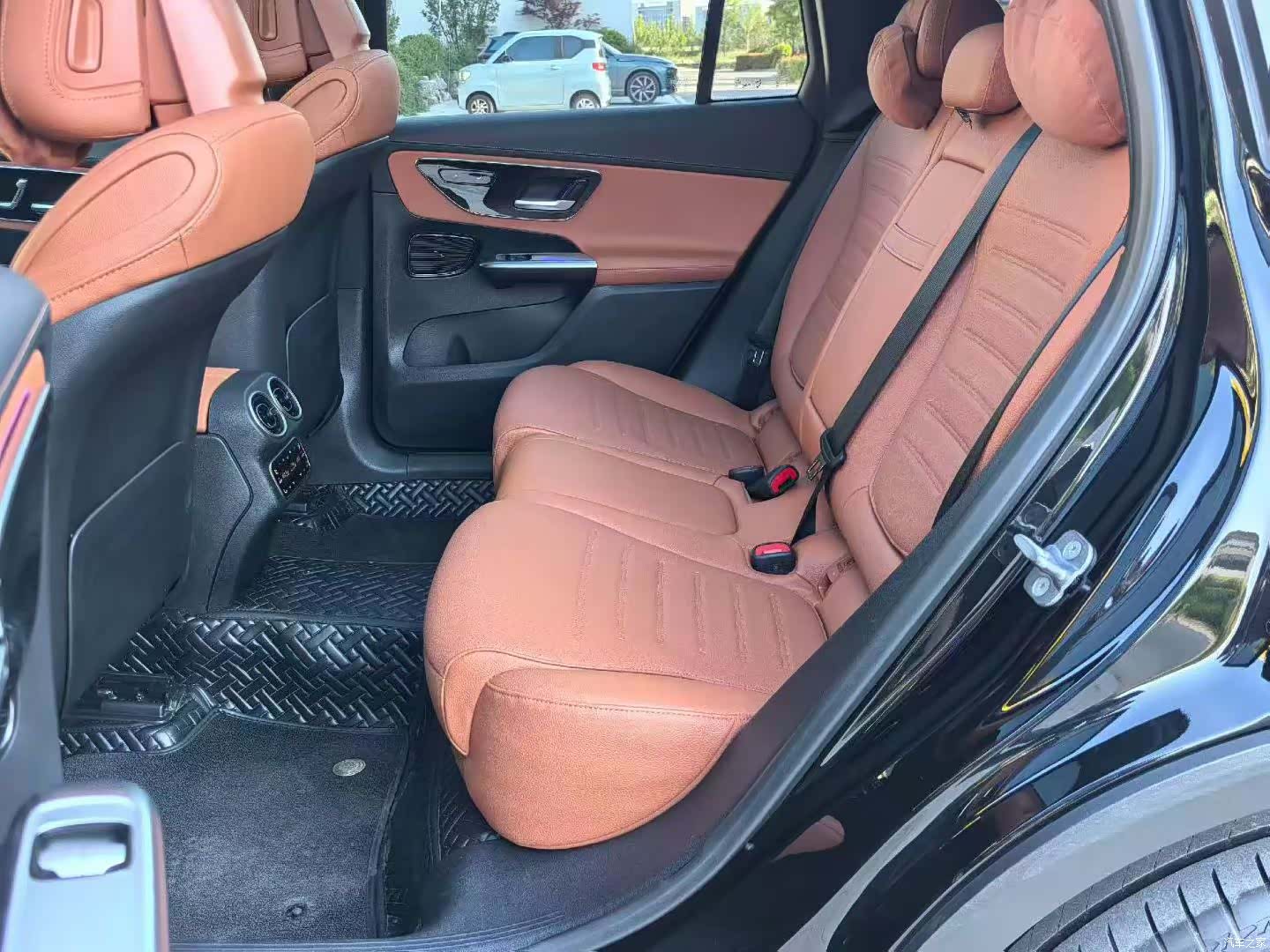 Mercedes-Benz GLC, 2025 9