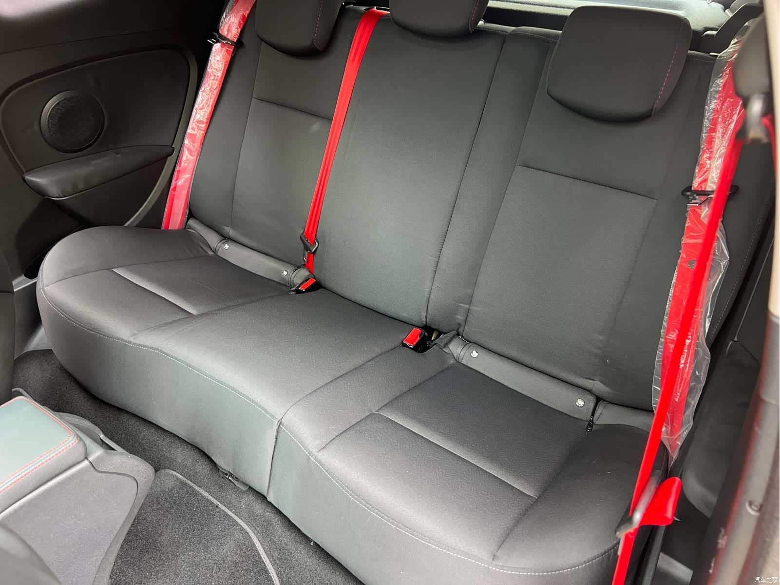 Renault Megane, 2018 14