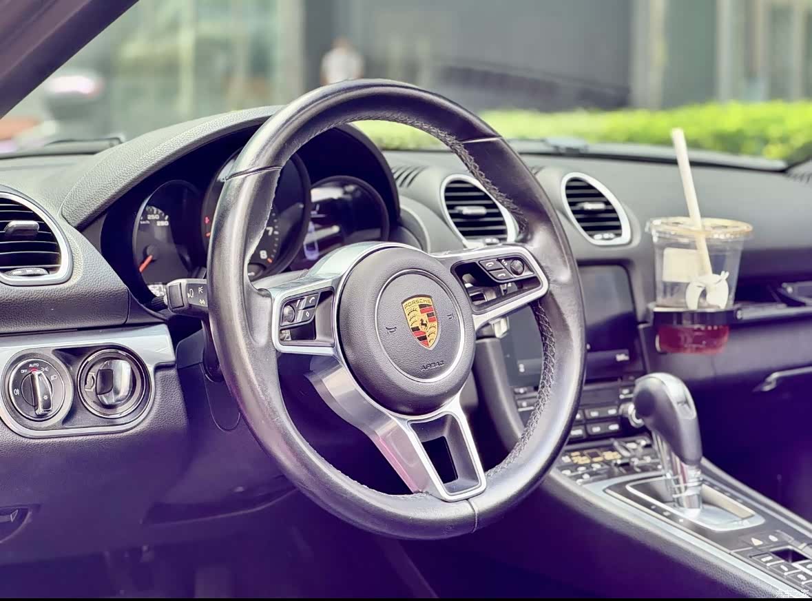 Porsche Boxster, 2018 10