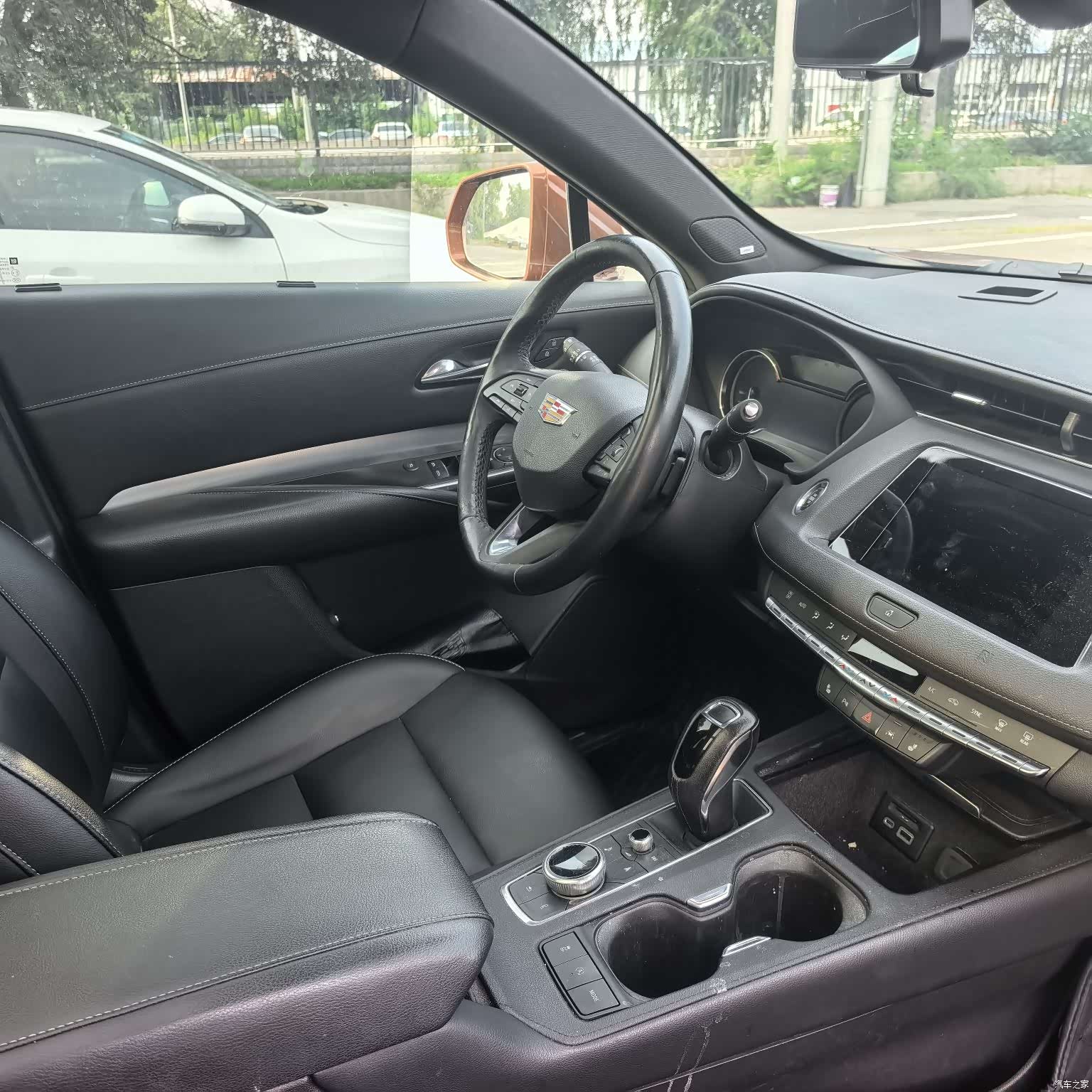 Cadillac XT4, 2019 9