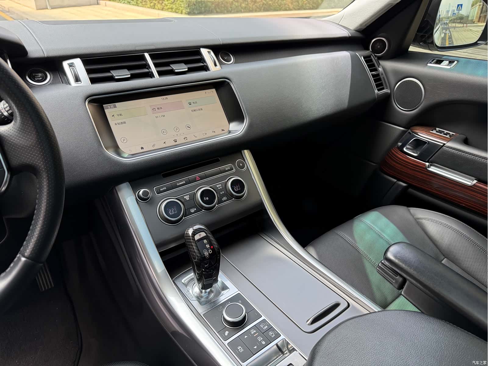 Land Rover Range Rover, 2018 35