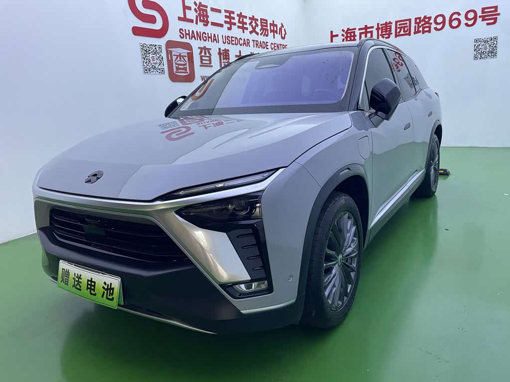NIO ES8