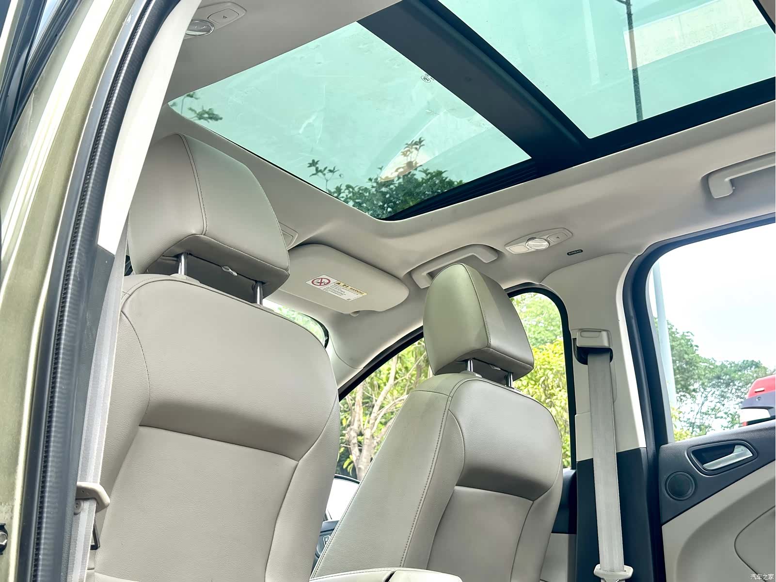 Ford Kuga, 2014 27