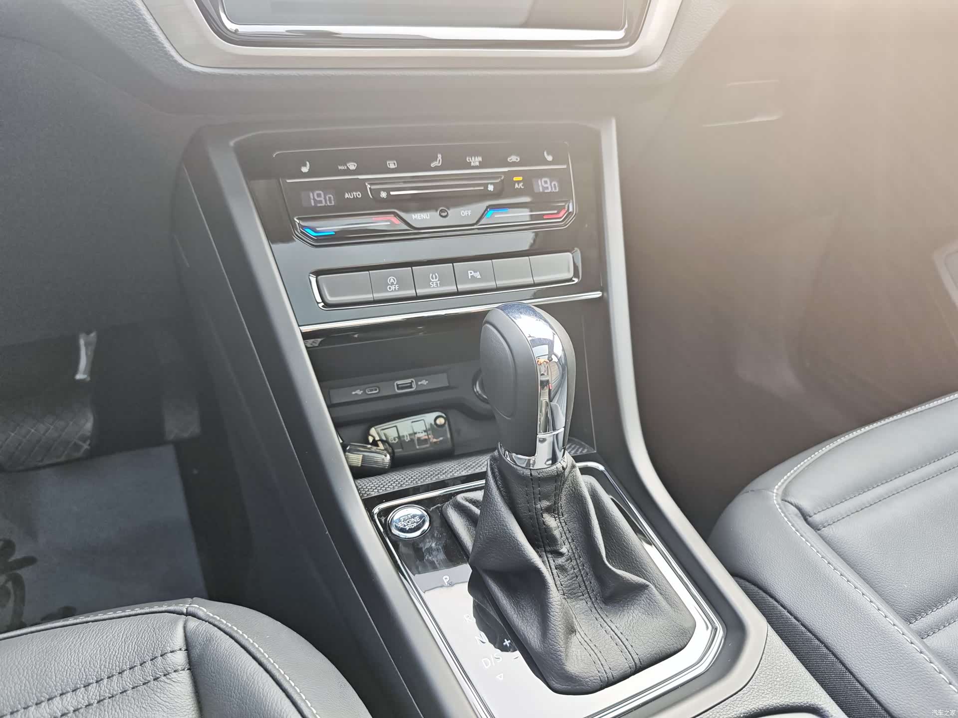 Volkswagen L, 2023 22