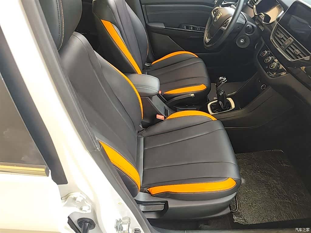 Wuling 310, 2017 25