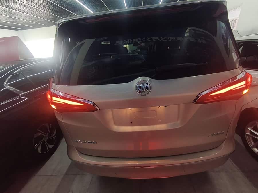 Buick GL8 2019, фото 4
