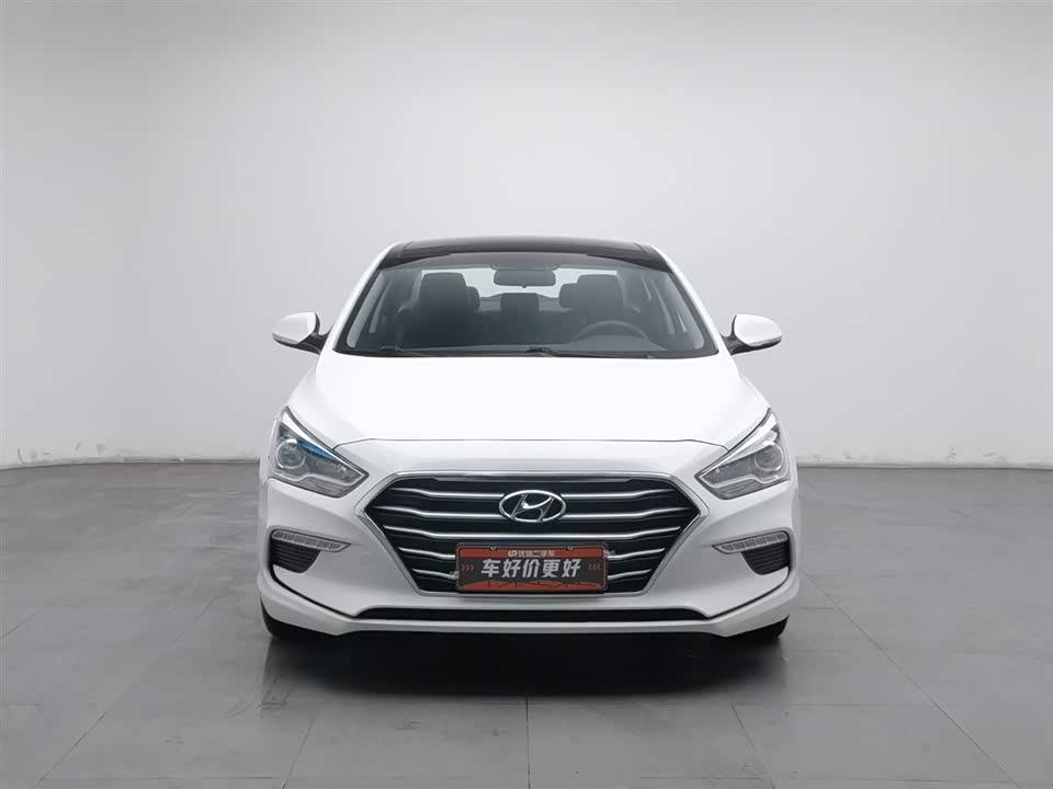 Hyundai Name picture