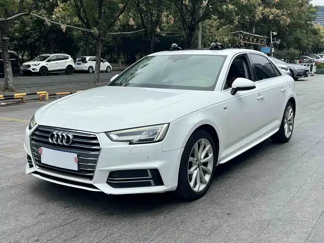 Audi A4L 2017 — купить из Китая под заказ