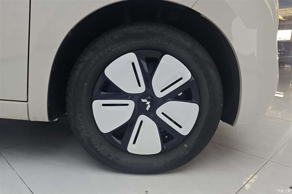 Wuling MINIEV, 2025 6