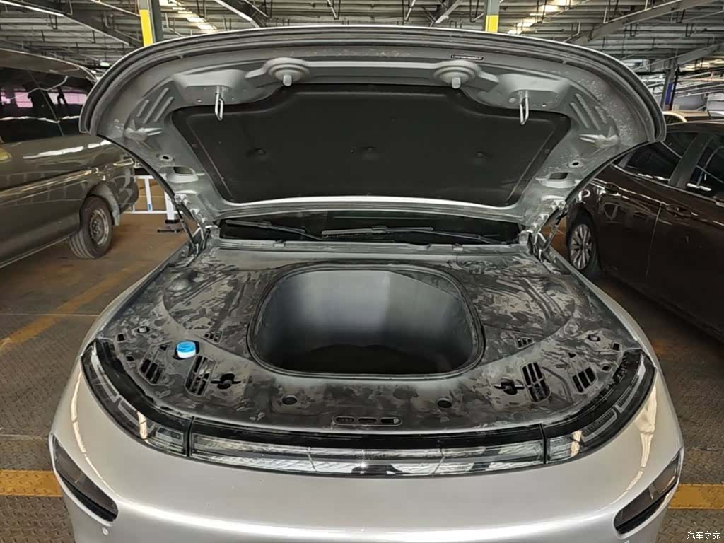 Xpeng P7, 2021 20
