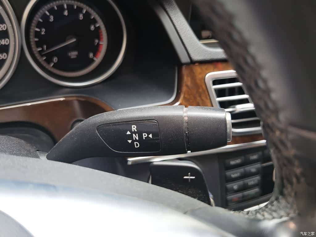 Mercedes-Benz E-Class, 2015 7