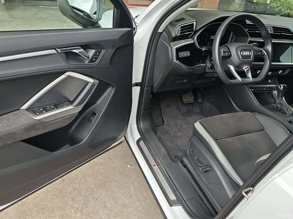 Audi Q3, 2020 16