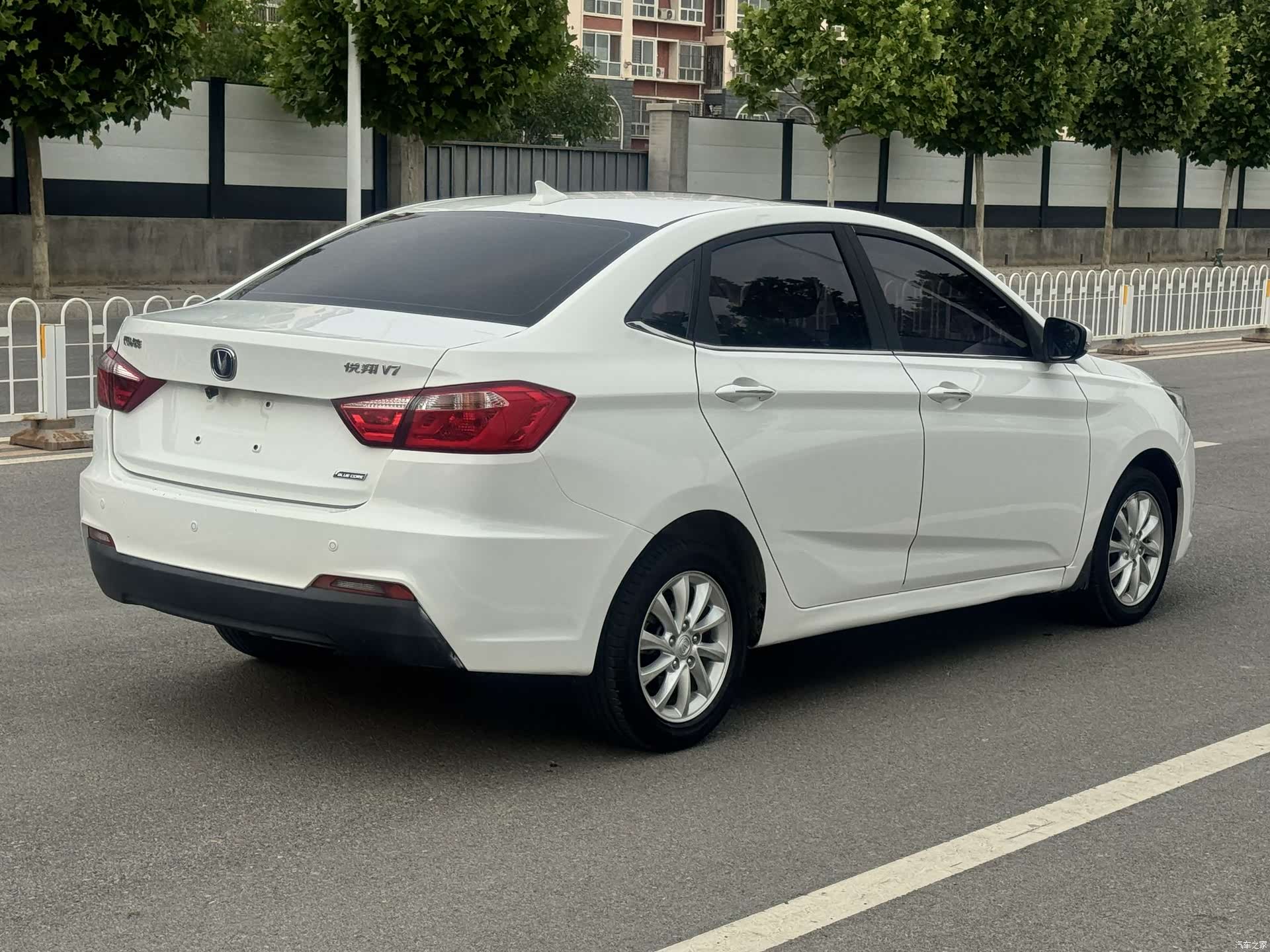 Changan V7, 2017 7